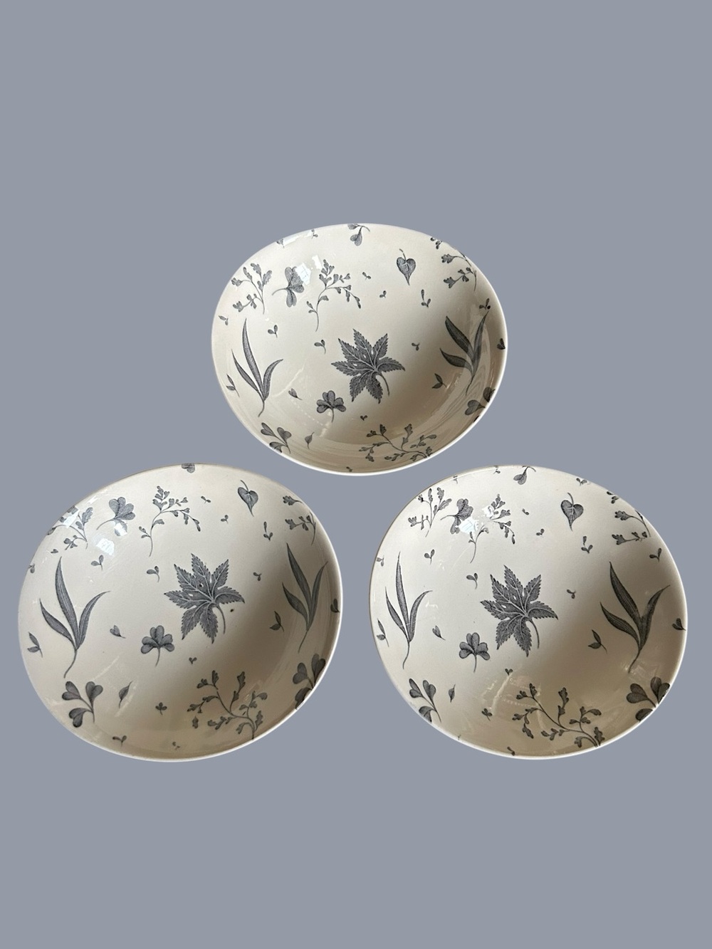 Vintage 1955 Floating Leaves By Johnson Bros. Gray White Set Of 3 Bowls England